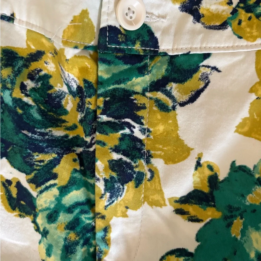 Croft $ Barrow yellow and green floral stretch capris size 18